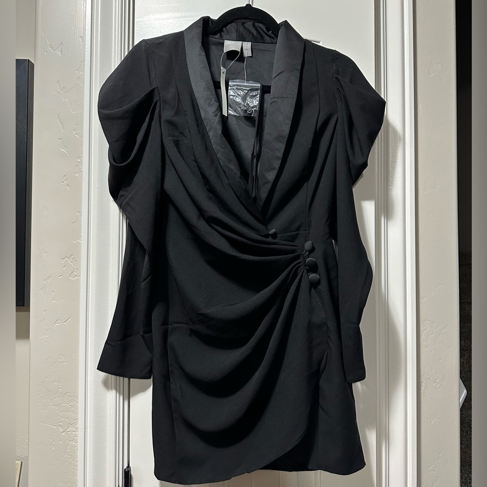 ASOS new with tags. Size 4